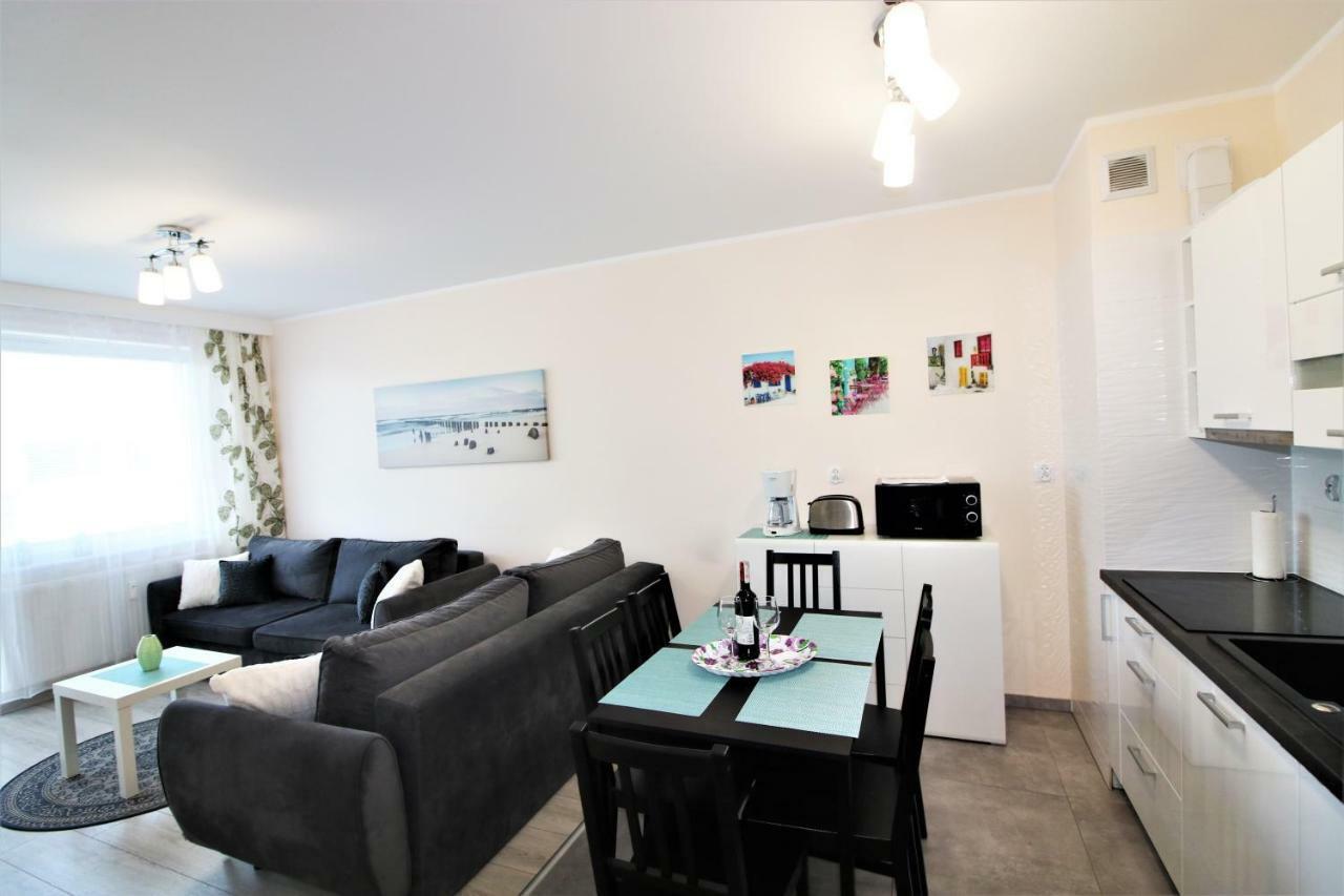 Apartament Superior Pastelowy Przy Plazy Kołobrzeg Exterior foto